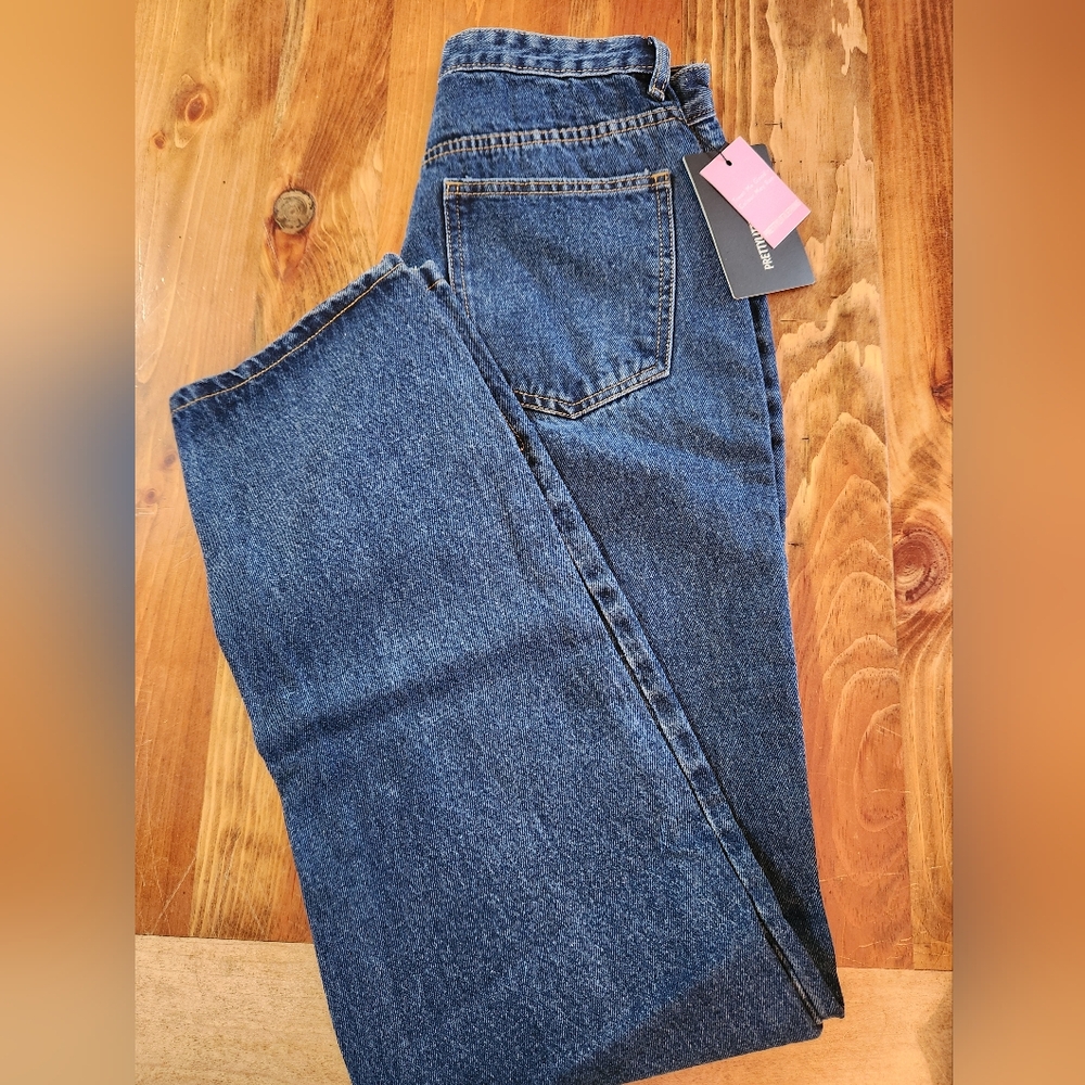 PrettyLittleThing Dark Blue Straight Leg Jeans